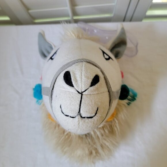Target’s Pillowfort Llama Plush Bust Stuffed Head Children’s Animal Room Decor - Picture 4 of 8